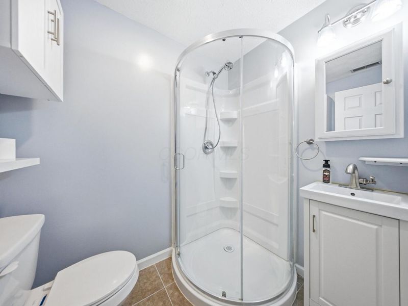 247 Oxford Oak Drive, Blacklick, OH 43004 Photo 23