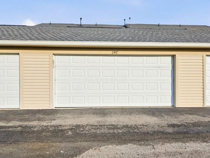 247 Oxford Oak Drive, Blacklick, OH 43004 Photo 29