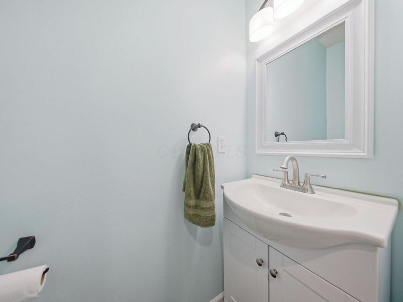 247 Oxford Oak Drive, Blacklick, OH 43004 Photo 5