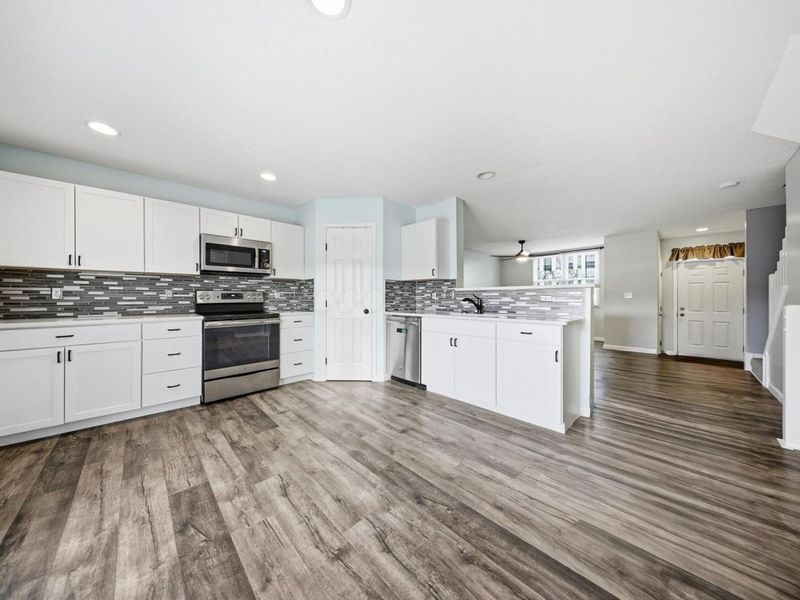 247 Oxford Oak Drive, Blacklick, OH 43004 Photo 6