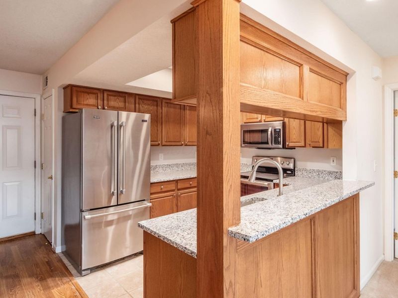 6623 Henschen Circle, Westerville, OH 43082 Photo 13