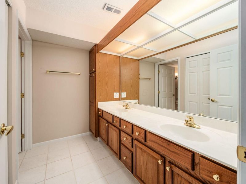 6623 Henschen Circle, Westerville, OH 43082 Photo 21