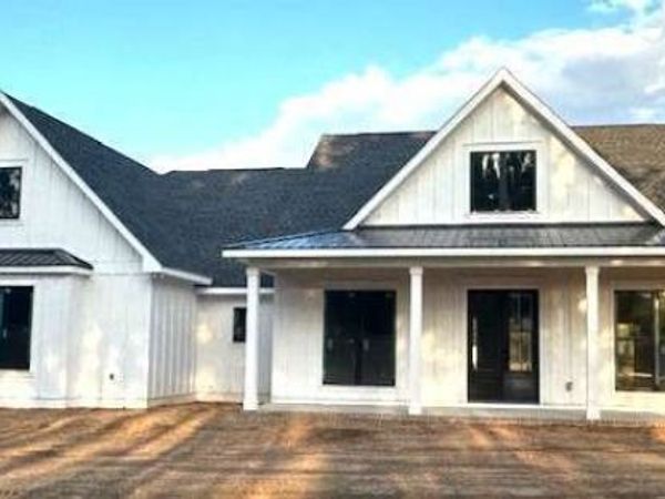 1049 Mccall Road, Springfield, GA 31329