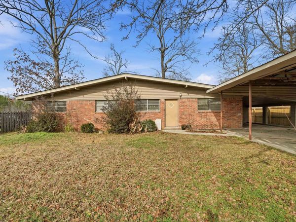6920 Holtdale Lane, North Little Rock, AR 72118