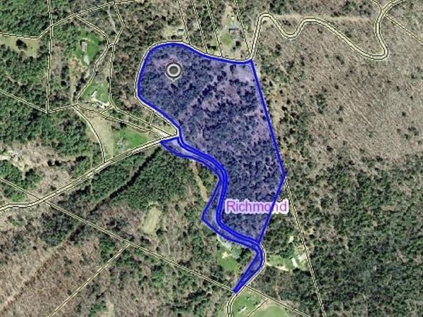 3088 Pluto Rd, SHADY SPRING, WV 25918