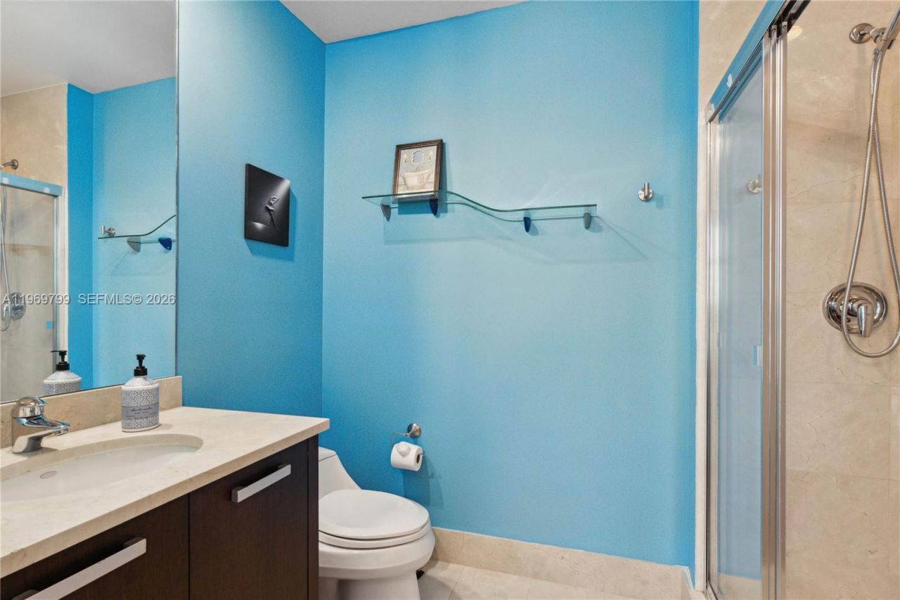 18101 Collins Ave , Unit 704, Sunny Isles Beach, FL 33160 Photo