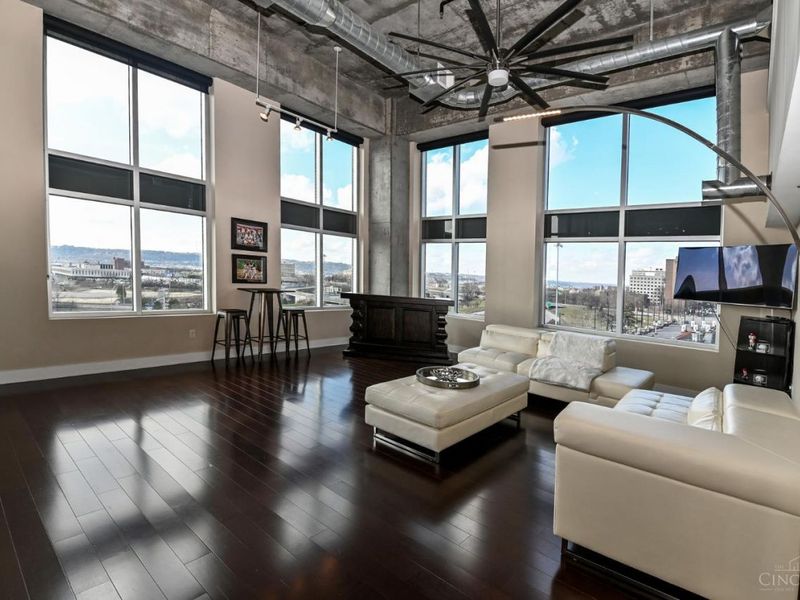 353 W Fourth Street, Cincinnati, OH 45202 Photo 6