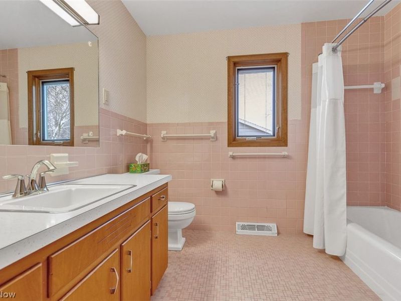 165 Paradise Road, Painesville Township, OH 44077 Photo 23