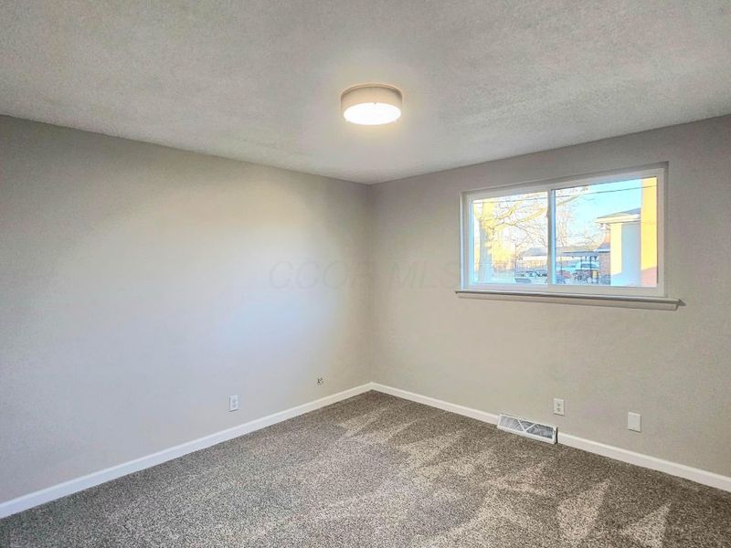 5144 Botsford Drive, Columbus, OH 43232 Photo 12