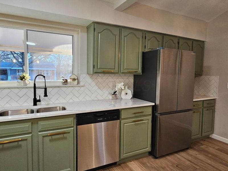 5144 Botsford Drive, Columbus, OH 43232 Photo 9