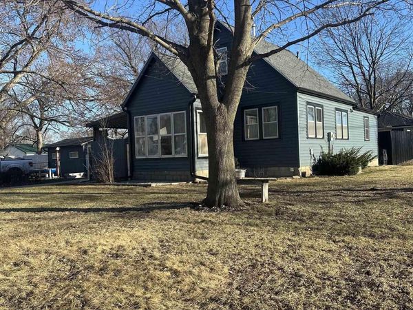 1012 Central Avenue, Evansdale, IA 50707