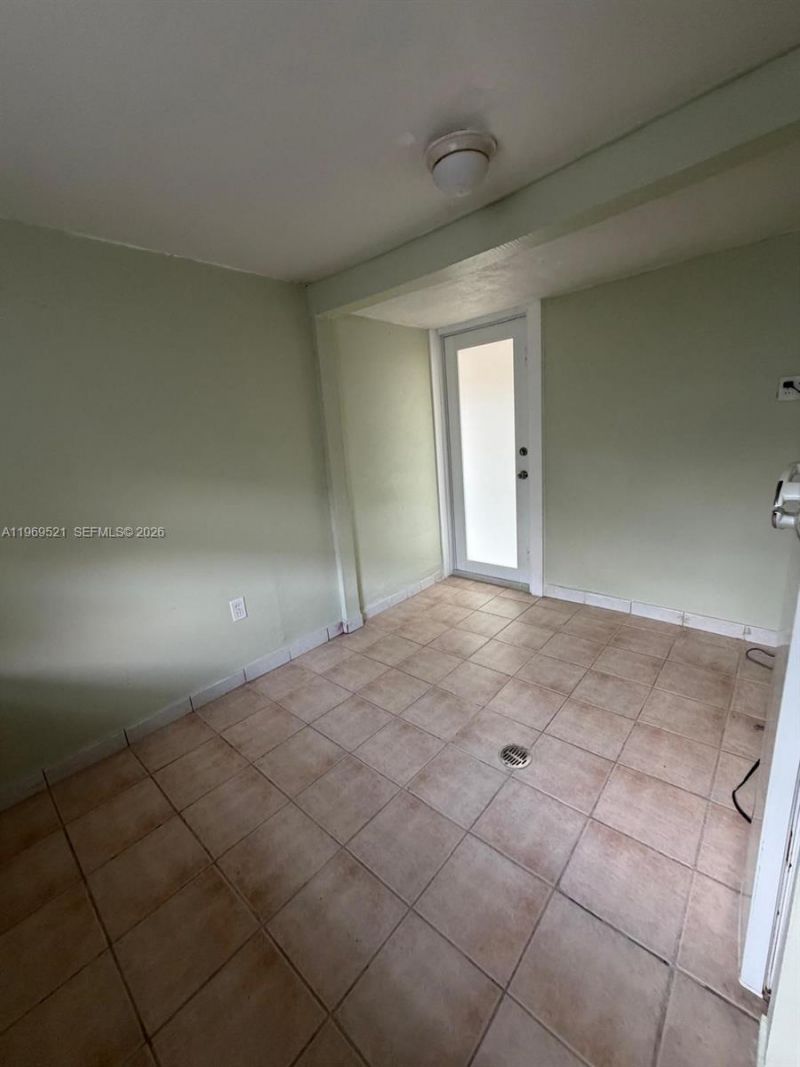 9770 SW 47th St , Unit 2, Miami, FL 33165 Photo