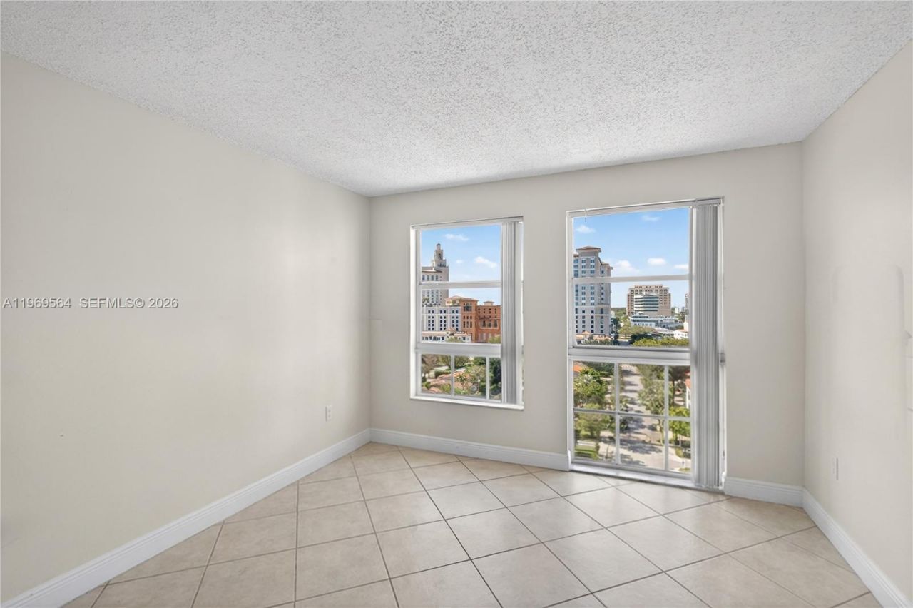 2351 Douglas Rd, Unit 1104, Miami, FL 33145 Photo