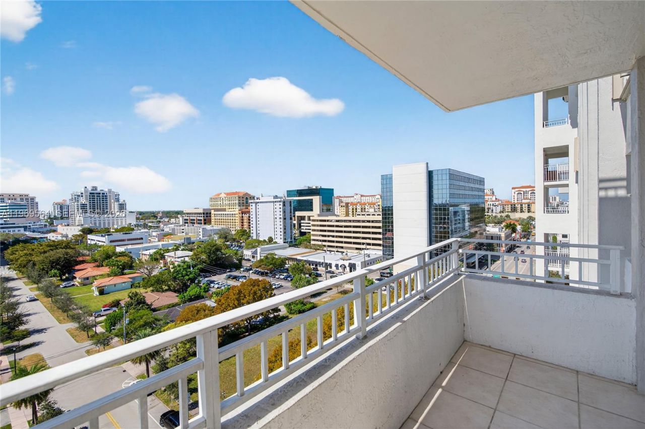 2351 Douglas Rd, Unit 1104, Miami, FL 33145 Photo