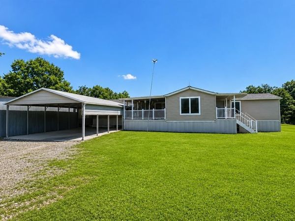 400 Avenue D, Point, TX 75472