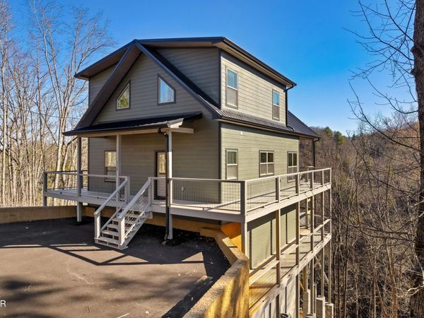 3138 Stepping Stone Drive, Sevierville, TN 37862