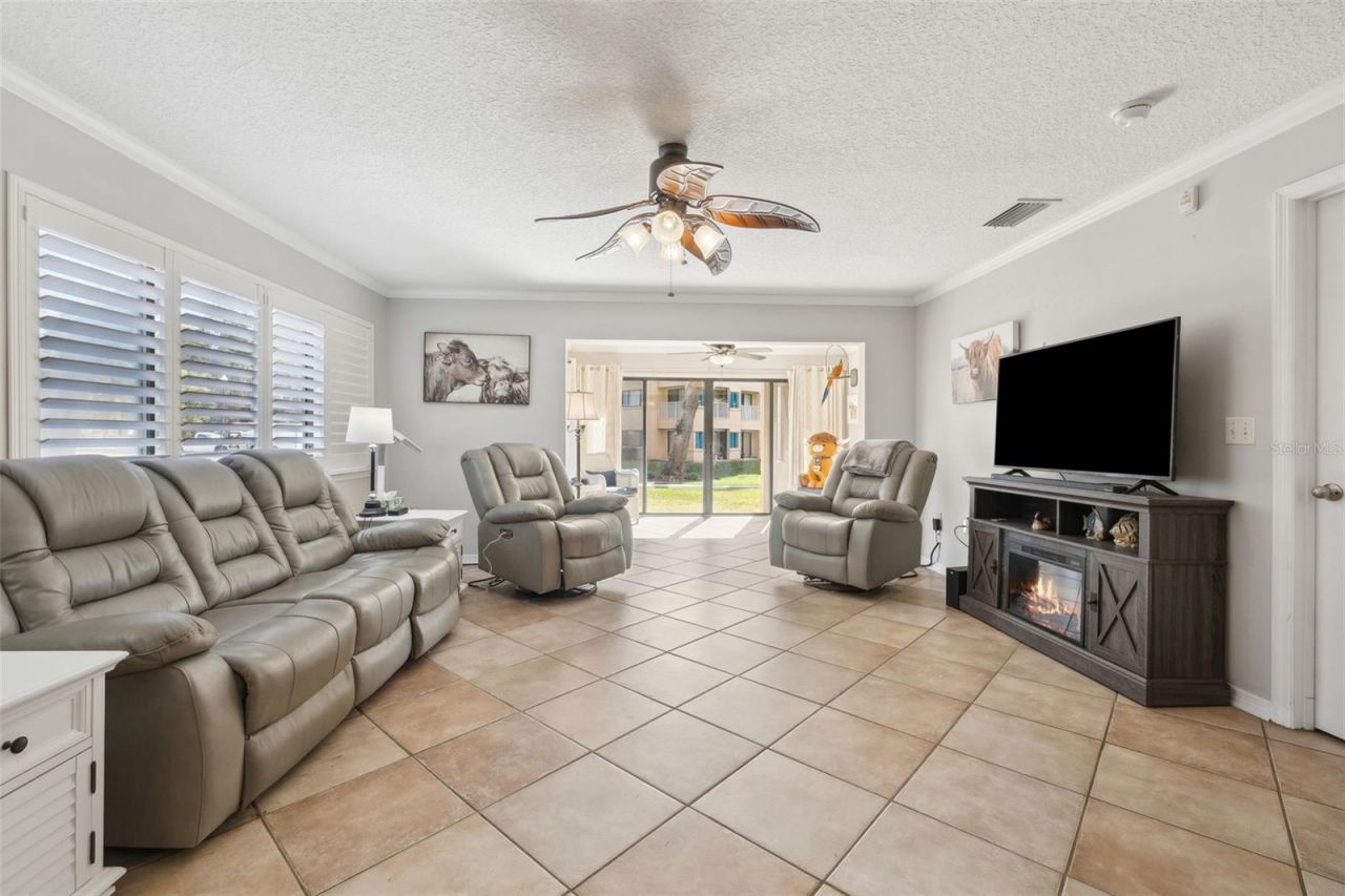 99 Broad River Place, Unit 2107, Welaka, FL 32193 Photo