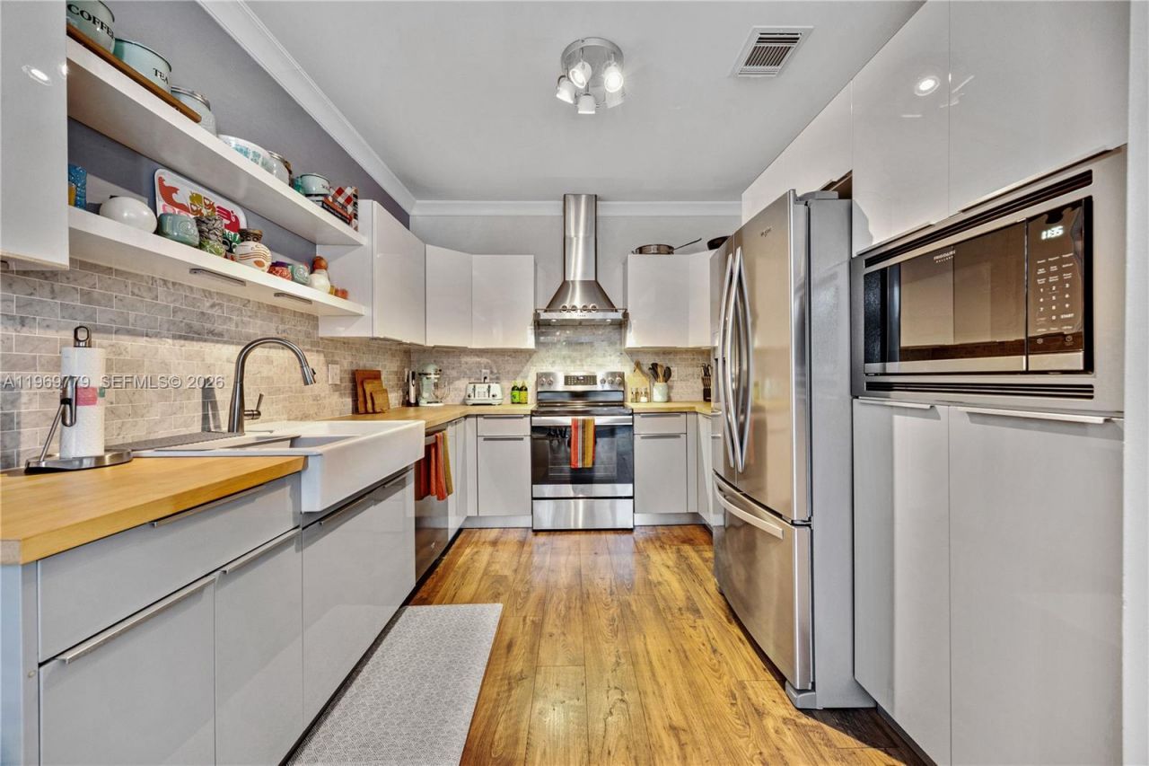 1690 Yellowheart Way , Hollywood, FL 33019 Photo