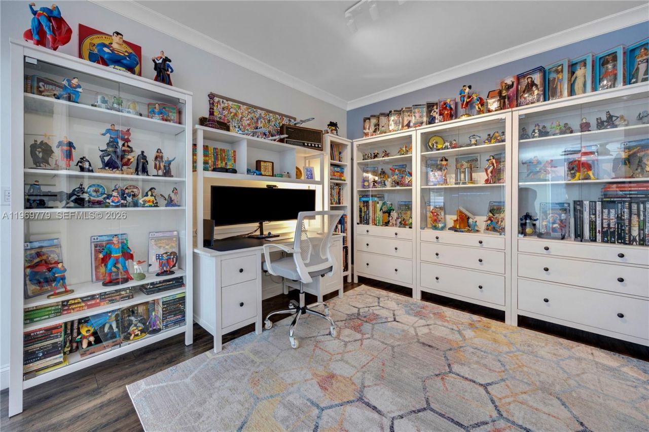 1690 Yellowheart Way , Hollywood, FL 33019 Photo