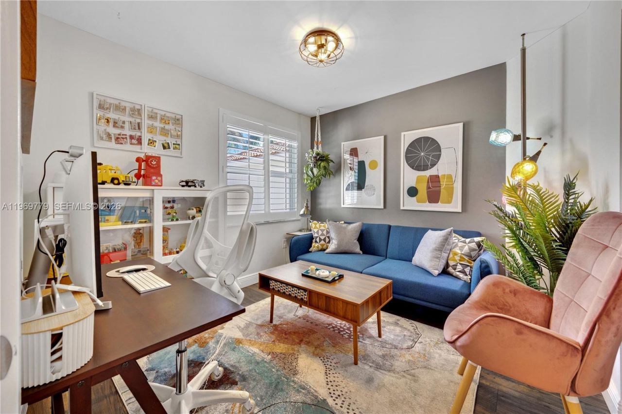 1690 Yellowheart Way , Hollywood, FL 33019 Photo