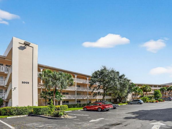 2003 Granada Drive, Unit F1, Coconut Creek, FL 33066