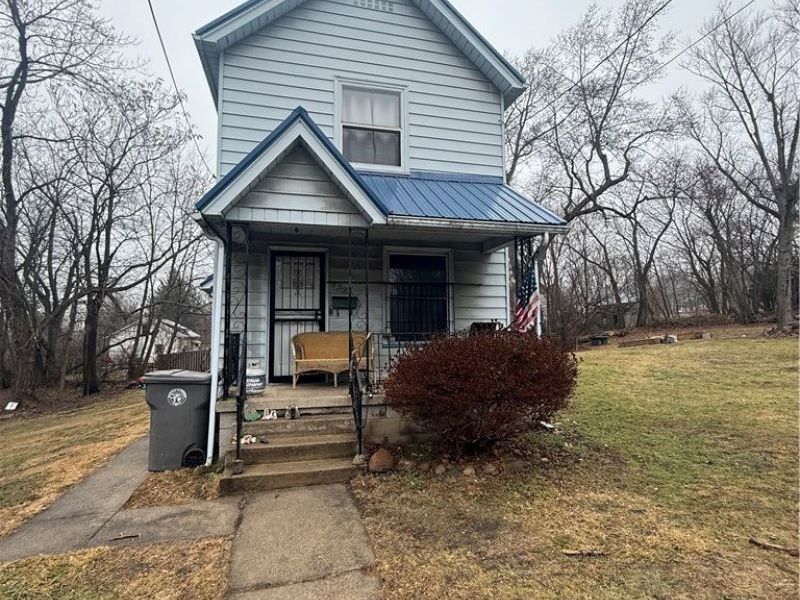 222 seneca Street, Youngstown, OH 44510 Photo 2