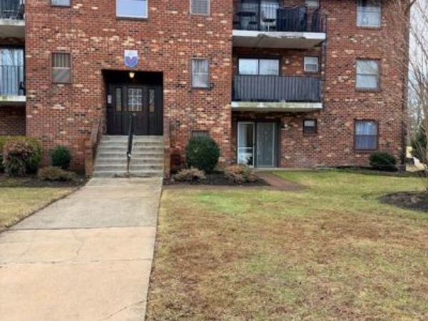 2 IVY HALL, DOVER, DE 19904