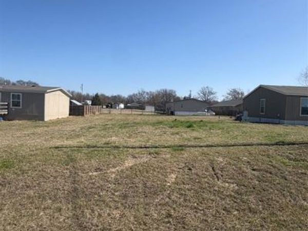 Lot 221 Section H Geronimo , Quitman, TX 75783