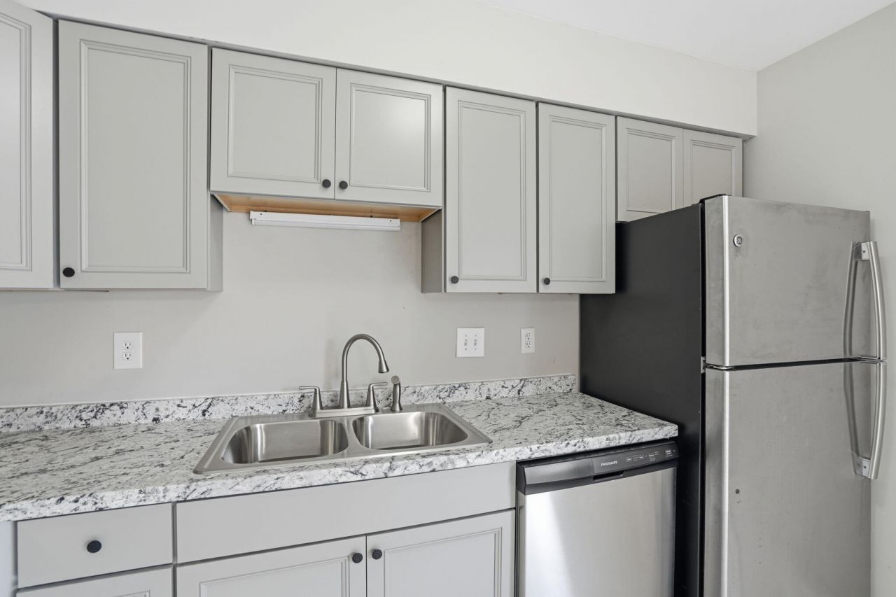 7881 Nummie Court Photo 14