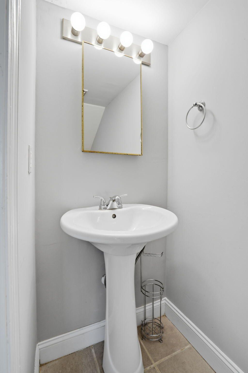 7881 Nummie Court Photo 16