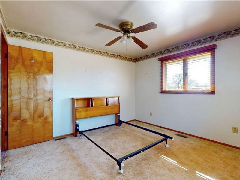 903 Logan Avenue, Mingo Junction, OH 43938 Photo 15