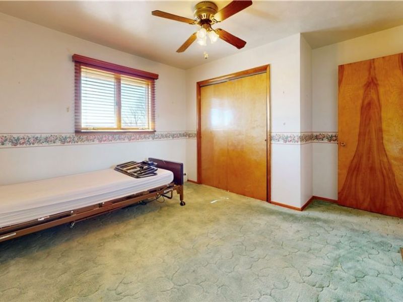 903 Logan Avenue, Mingo Junction, OH 43938 Photo 17