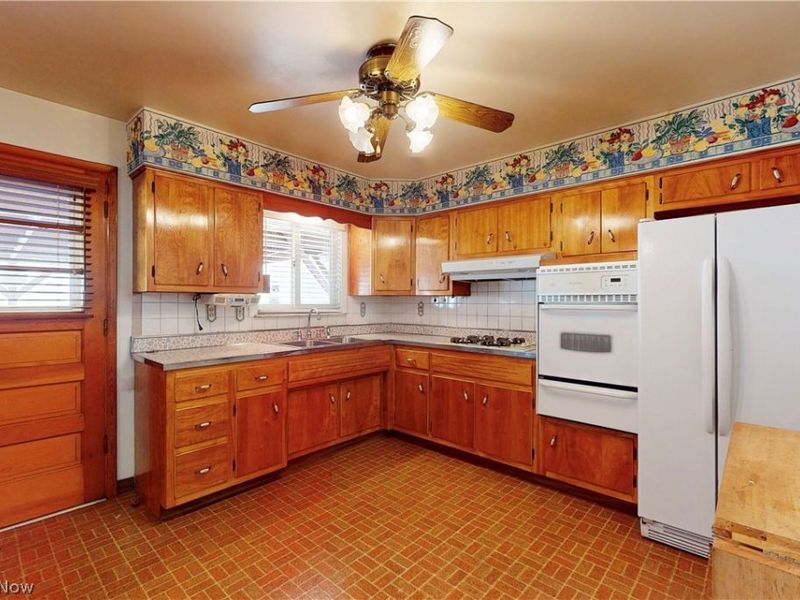 903 Logan Avenue, Mingo Junction, OH 43938 Photo 5