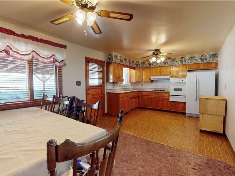 903 Logan Avenue, Mingo Junction, OH 43938 Photo 6