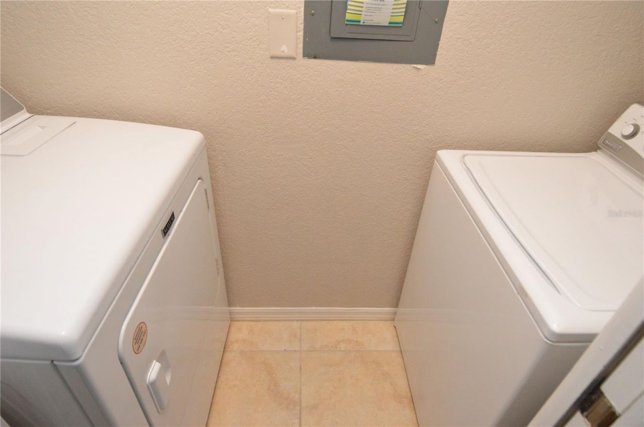 10265 Gandy Boulevard N, Unit 1711, Saint Petersburg, FL 33702 Photo