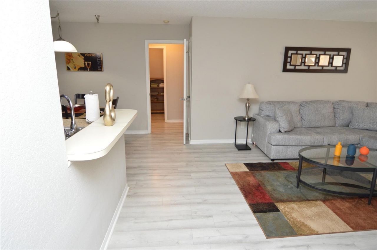 10265 Gandy Boulevard N, Unit 1711, Saint Petersburg, FL 33702 Photo