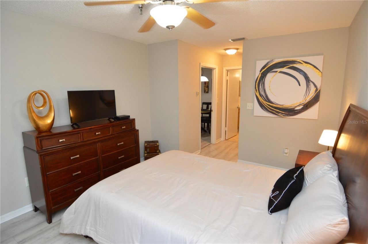 10265 Gandy Boulevard N, Unit 1711, Saint Petersburg, FL 33702 Photo
