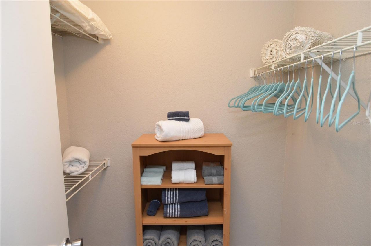 10265 Gandy Boulevard N, Unit 1711, Saint Petersburg, FL 33702 Photo