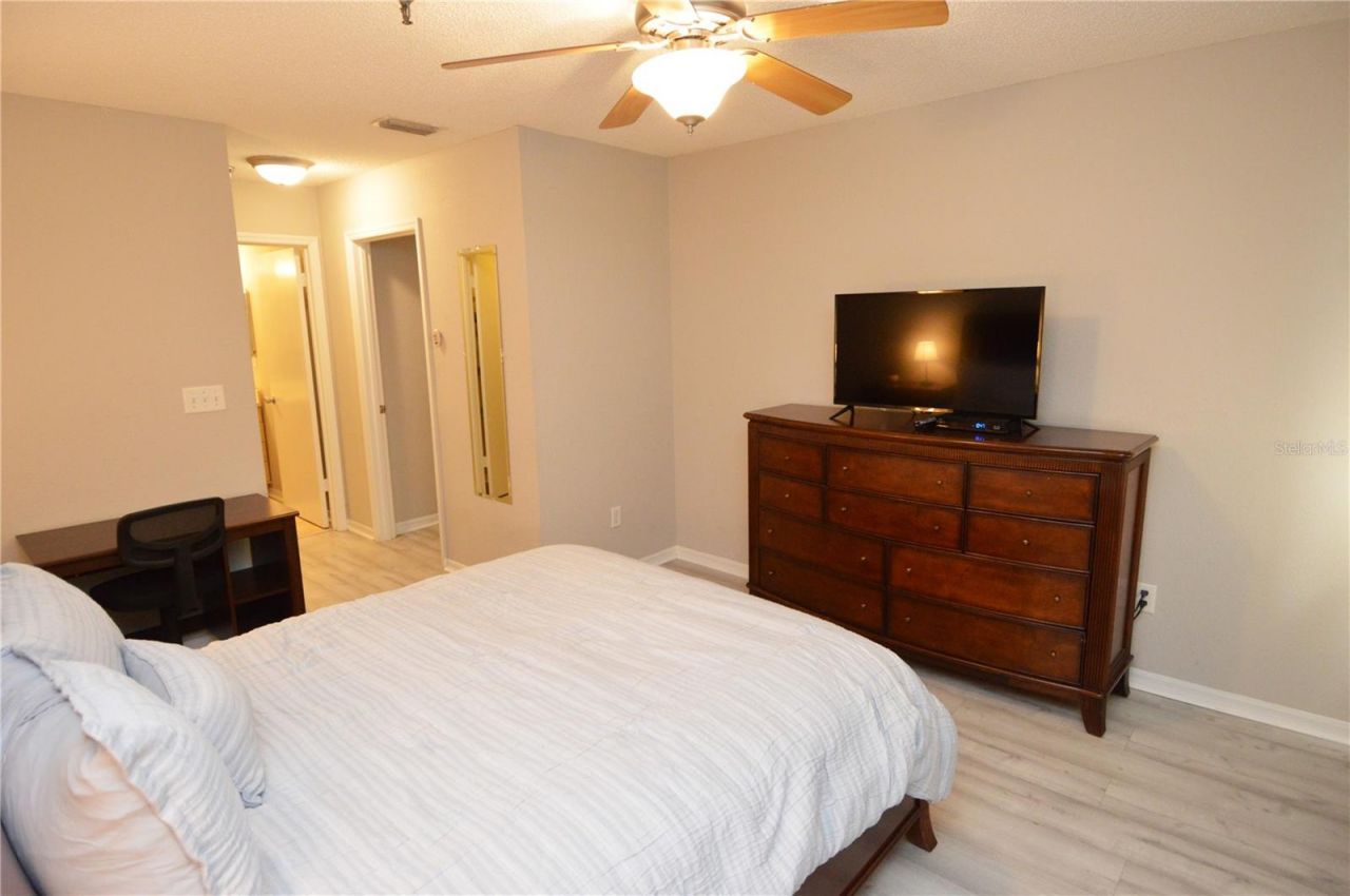 10265 Gandy Boulevard N, Unit 1711, Saint Petersburg, FL 33702 Photo