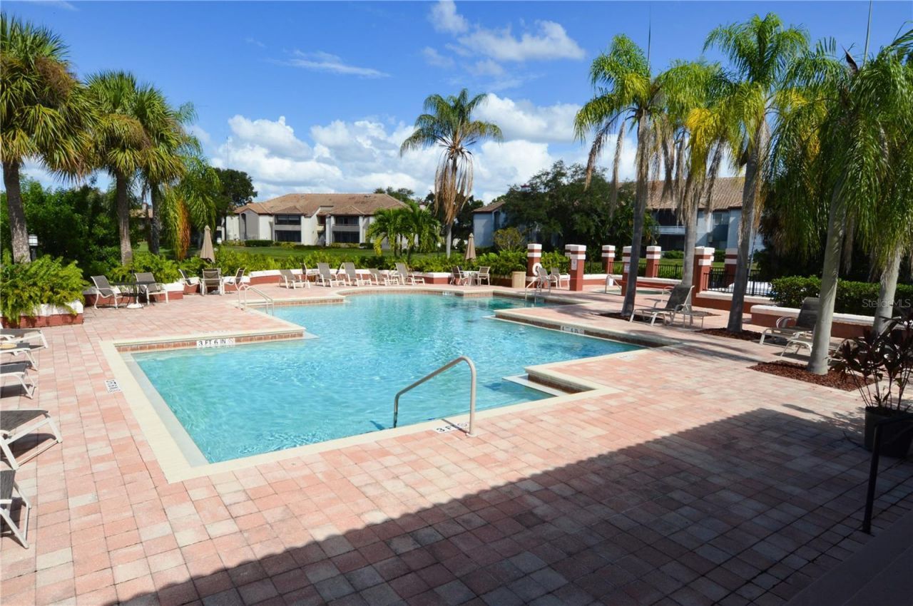 10265 Gandy Boulevard N, Unit 1711, Saint Petersburg, FL 33702 Photo