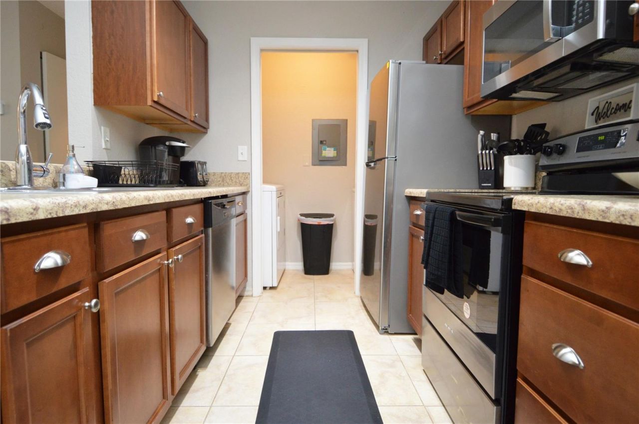 10265 Gandy Boulevard N, Unit 1711, Saint Petersburg, FL 33702 Photo