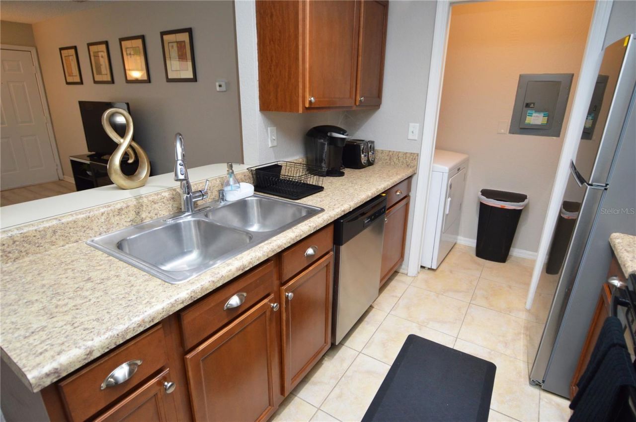 10265 Gandy Boulevard N, Unit 1711, Saint Petersburg, FL 33702 Photo