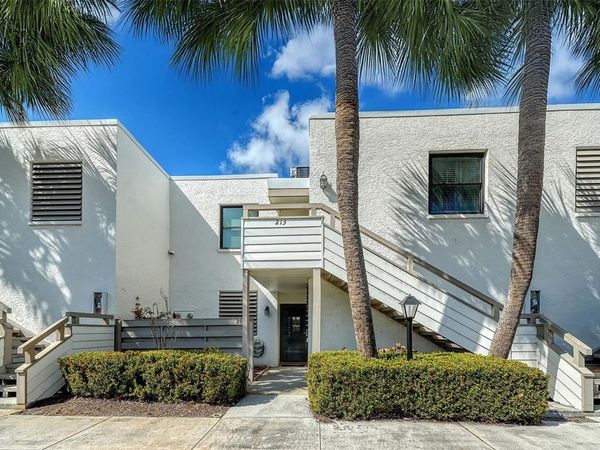 214 LAKEWOOD DRIVE, Unit 214, BRADENTON, FL 34210