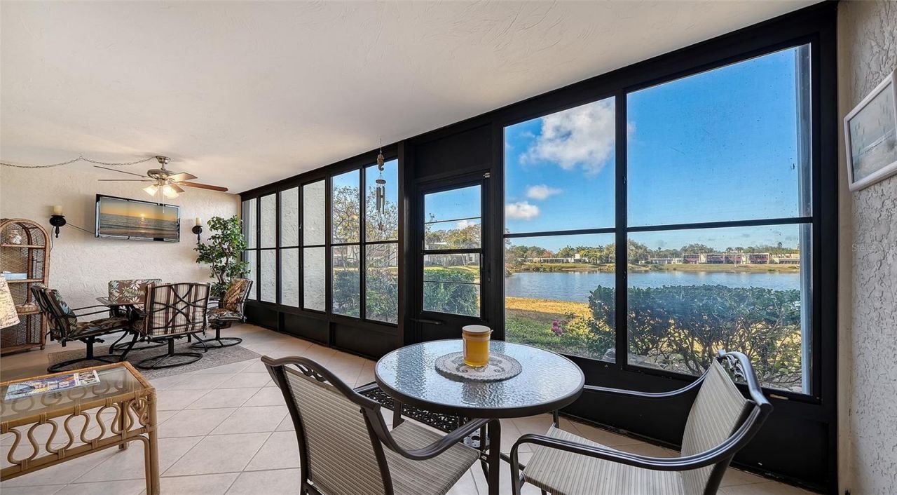 214 Lakewood Drive, Unit 214, Bradenton, FL 34210 Photo