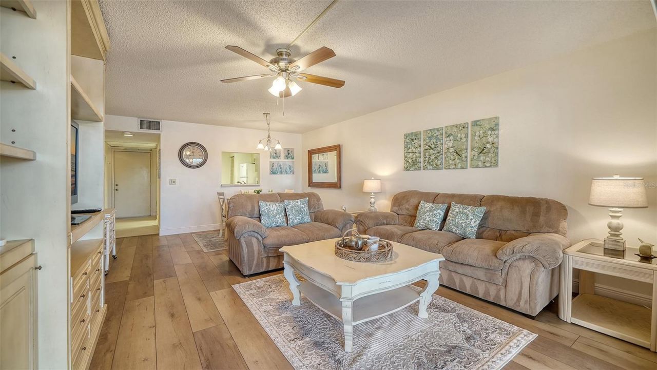 214 Lakewood Drive, Unit 214, Bradenton, FL 34210 Photo