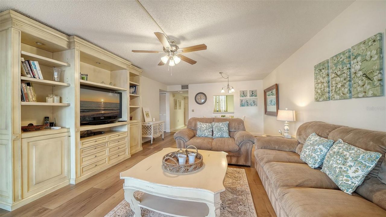 214 Lakewood Drive, Unit 214, Bradenton, FL 34210 Photo