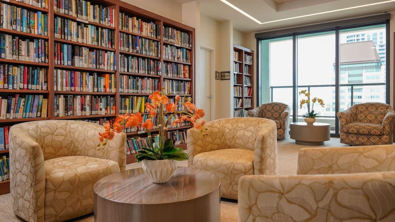 1 Beach Drive Se, Unit 1109, Saint Petersburg, FL 33701 Photo