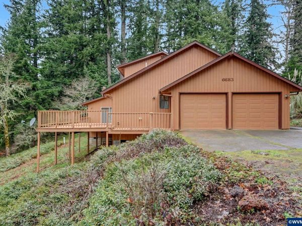 6683 Indian Springs Rd NE, Scotts Mills, OR 97375
