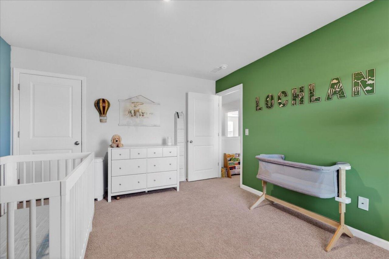 605 Silver Spruce Street Photo 25