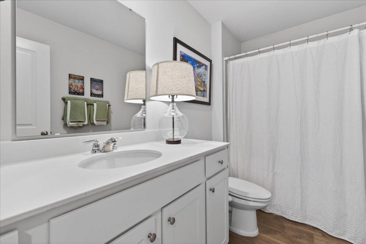 605 Silver Spruce Street Photo 26